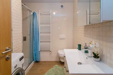 Kanfanar 6-Bedroom Villa with Private Pool