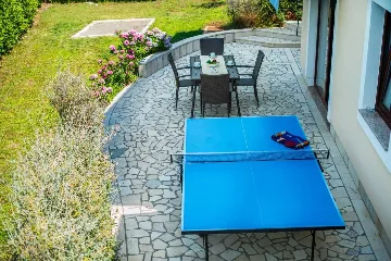 Kanfanar 6-Bedroom Villa with Private Pool