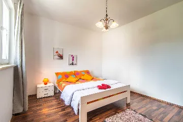 6-Bedroom Villa with Private Pool in Sveti Lovreč