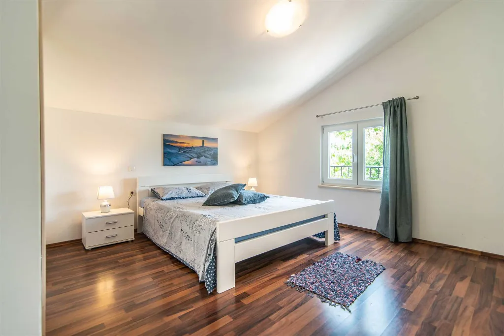 6-Bedroom Villa with Private Pool in Sveti Lovreč