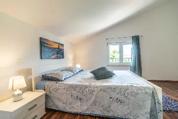 6-Bedroom Villa with Private Pool in Sveti Lovreč