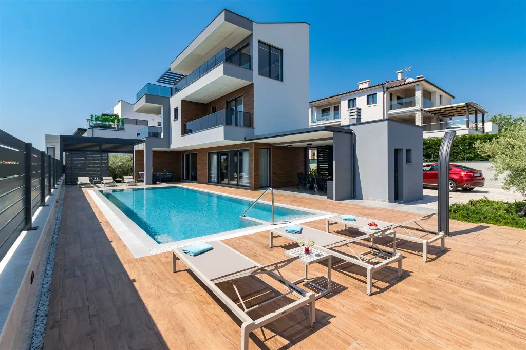 Fažana 4-Bedroom Villa for Up to 8 Guests