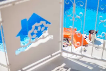 3-Bedroom Villa in Novigrad for 6 Guests