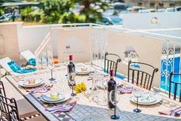 3-Bedroom Villa in Novigrad for 6 Guests