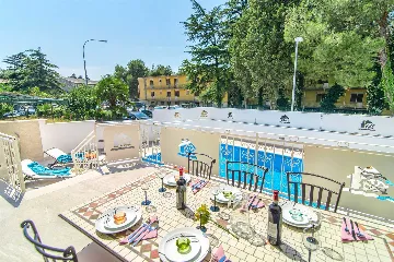 3-Bedroom Villa in Novigrad for 6 Guests