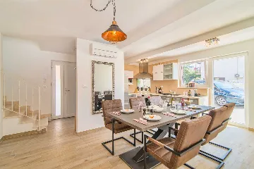 3-Bedroom Villa in Novigrad for 6 Guests