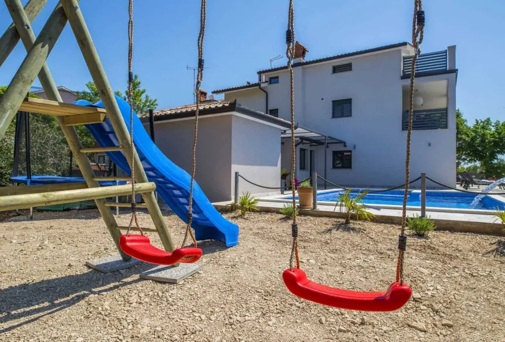 5-Bedroom Villa with Sea View in Koromačno