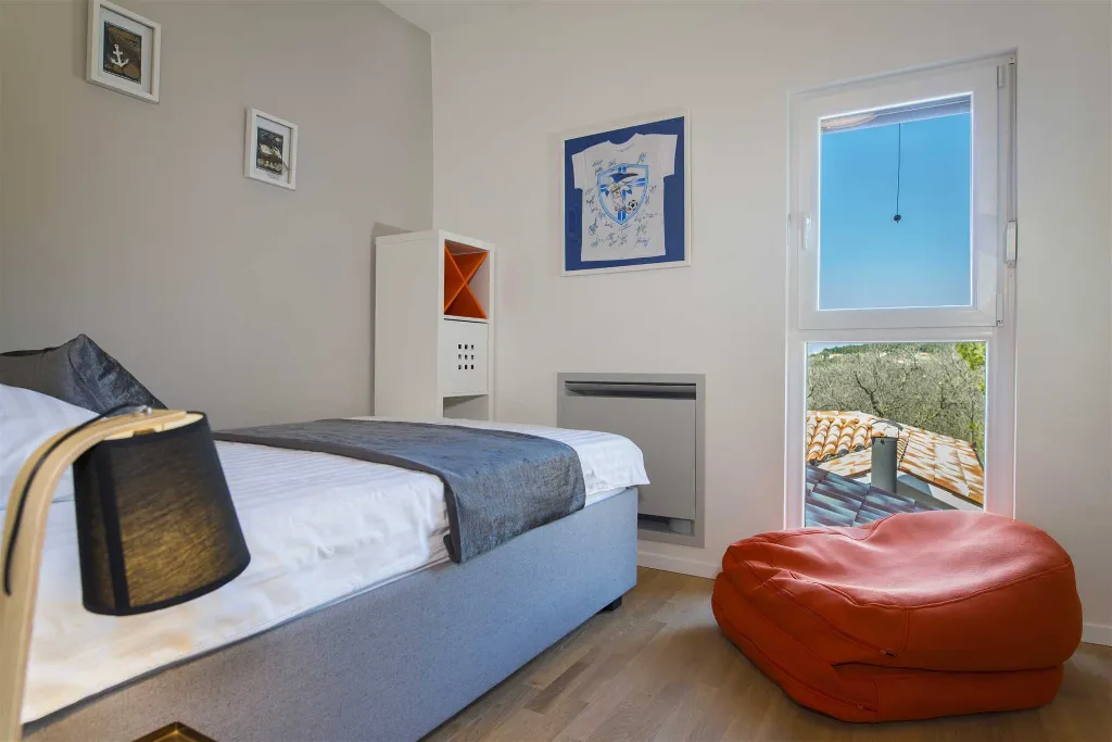 5-Bedroom Villa with Sea View in Koromačno