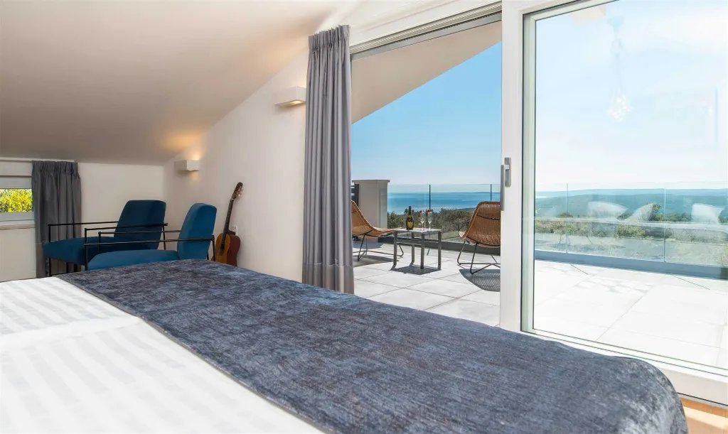 5-Bedroom Villa with Sea View in Koromačno