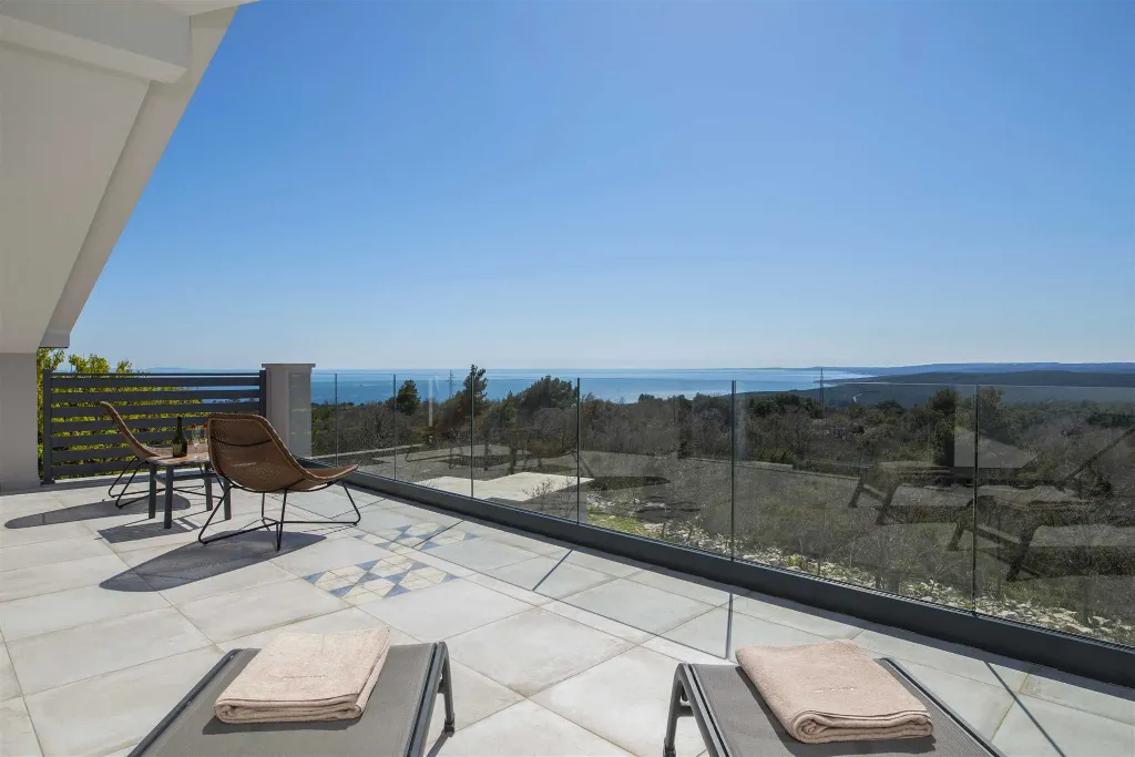 5-Bedroom Villa with Sea View in Koromačno
