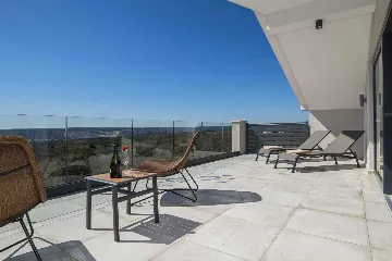 5-Bedroom Villa with Sea View in Koromačno