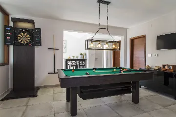 5-Bedroom Villa with Sea View in Koromačno