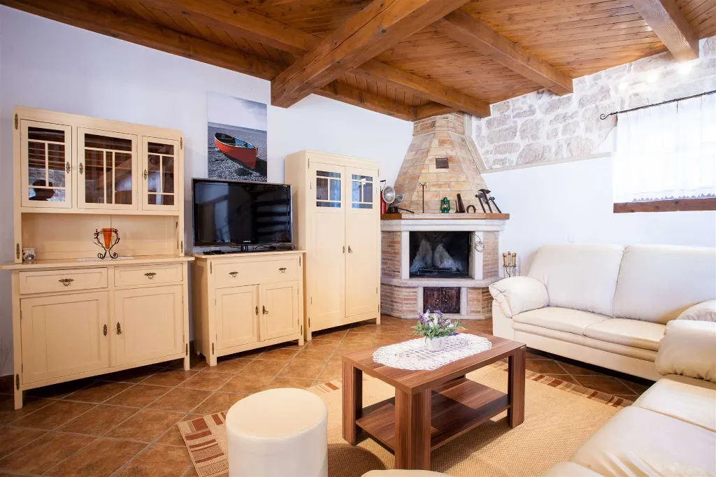 Stone Villa in Vrsar with Private Pool for 5