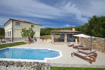 4-Bedroom Villa in Koromačno with Private Pool