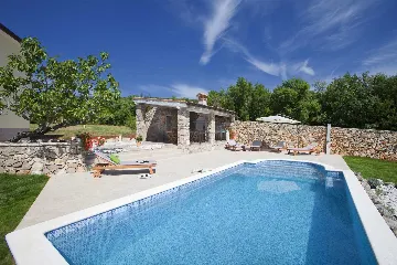 4-Bedroom Villa in Koromačno with Private Pool