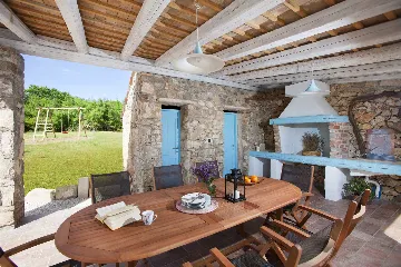 4-Bedroom Villa in Koromačno with Private Pool