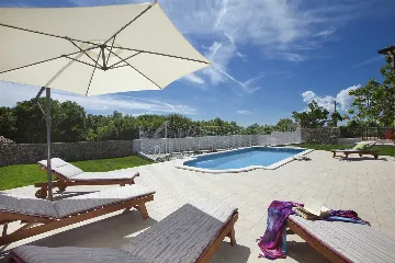 4-Bedroom Villa in Koromačno with Private Pool