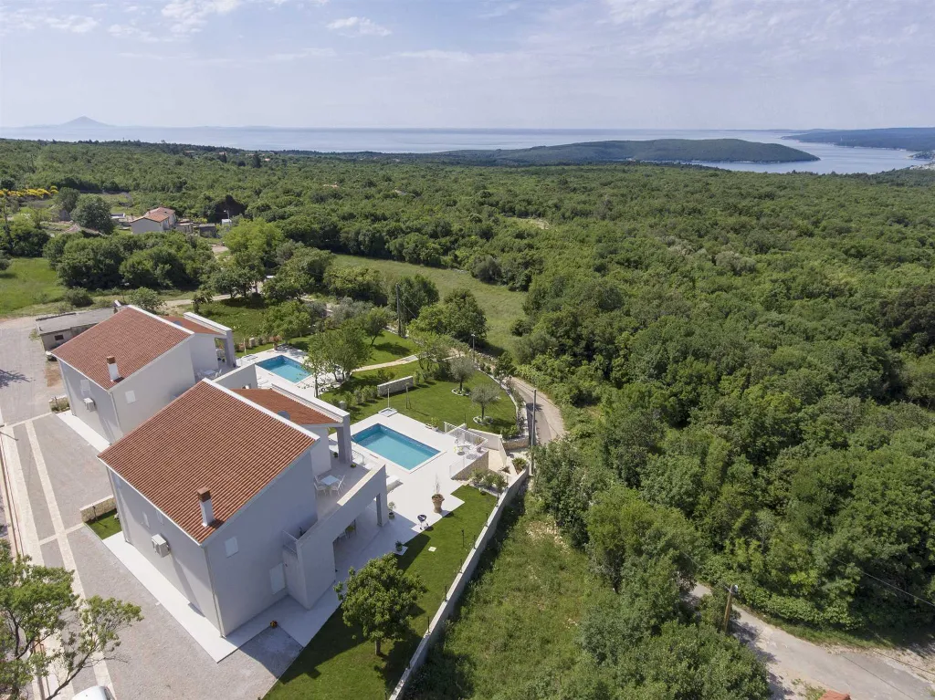 Villa with Private Pool in Koromačno (Up to 9)
