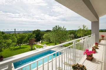 Villa with Private Pool in Koromačno (Up to 9)