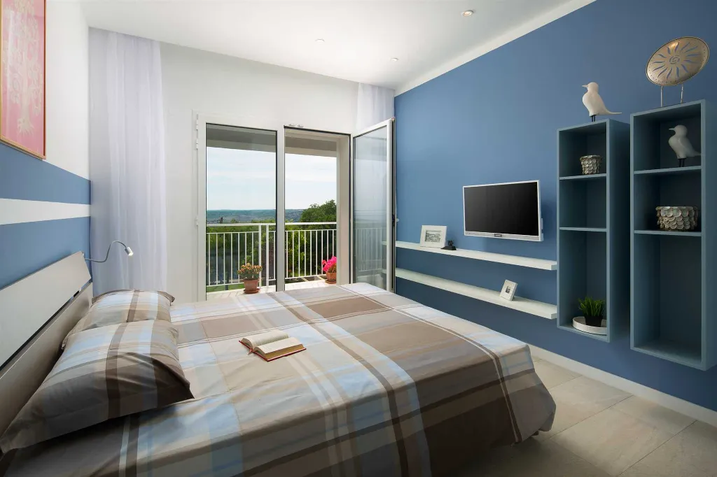 Villa with Private Pool in Koromačno (Up to 9)