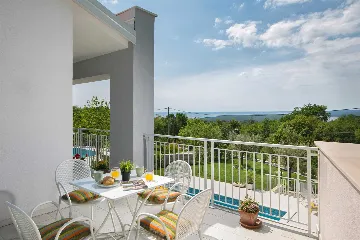 Spacious 4-Bedroom Villa in Koromačno for 9