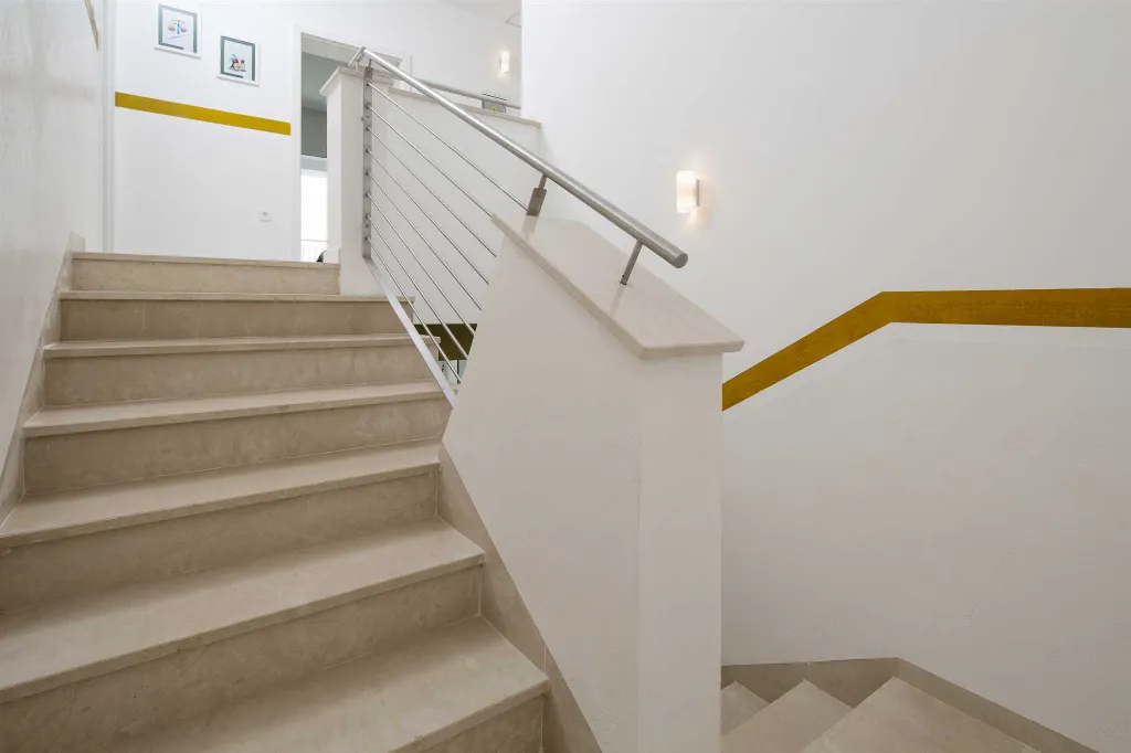 Spacious 4-Bedroom Villa in Koromačno for 9