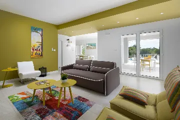 Spacious 4-Bedroom Villa in Koromačno for 9