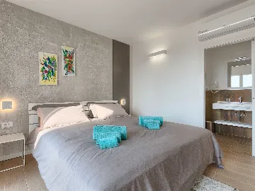 3-Bedroom Villa with Private Pool in Koromačno