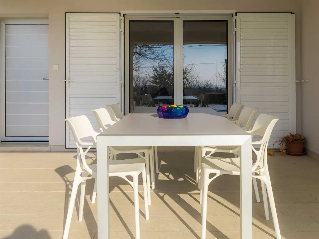 3-Bedroom Villa with Private Pool in Koromačno