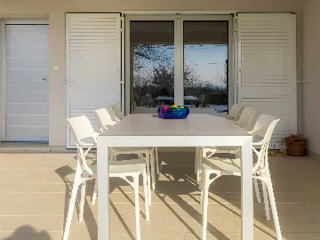 3-Bedroom Villa with Private Pool in Koromačno