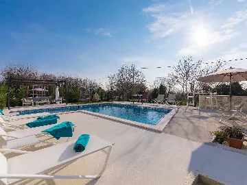 3-Bedroom Villa with Private Pool in Koromačno