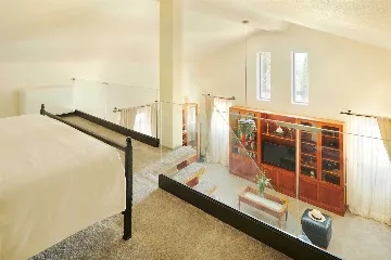 7-Bedroom Villa in Supetar for 14 Guests