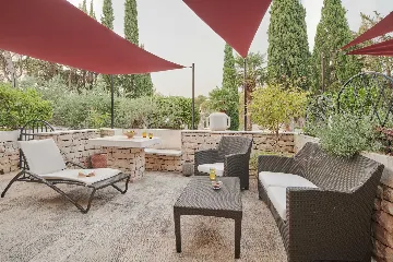 7-Bedroom Villa in Supetar for 14 Guests