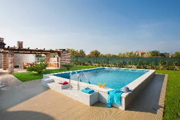 Fažana Villa for 4 Guests with Private Pool