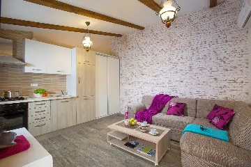 Fažana Villa for 4 Guests with Private Pool