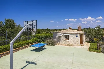 Fažana Villa for 4 Guests with Private Pool