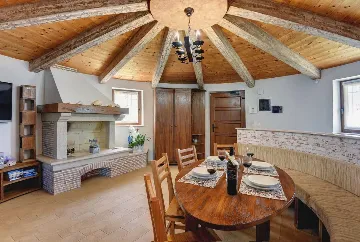 Fažana Villa for 4 Guests with Private Pool