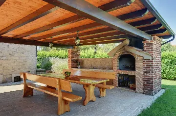 Fažana Villa for 4 Guests with Private Pool