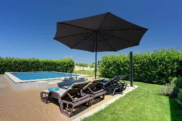 Fažana Villa for 4 Guests with Private Pool