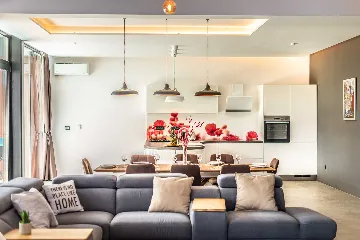 4-Bedroom Villa in Ližnjan for 8 Guests