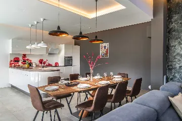 4-Bedroom Villa in Ližnjan for 8 Guests