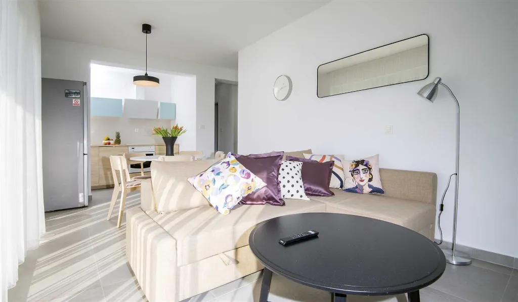 5-Bedroom Seafront Villa in Rogoznica