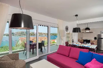 5-Bedroom Seafront Villa in Rogoznica