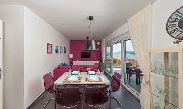 5-Bedroom Seafront Villa in Rogoznica