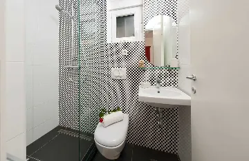 5-Bedroom Seafront Villa in Rogoznica