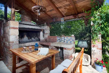 Stone Villa with Private Pool in Juricani