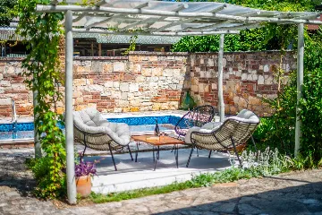 Stone Villa with Private Pool in Juricani