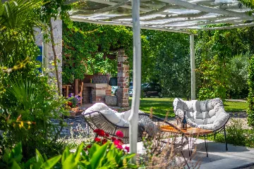 Stone Villa with Private Pool in Juricani