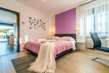 3-Bedroom Villa with Private Pool in Marasi