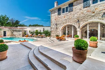 Vrsar 4-Bedroom Villa for Up to 8 Guests